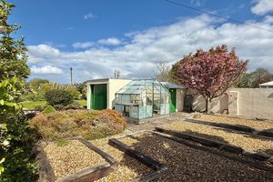 Rear Gardens- click for photo gallery